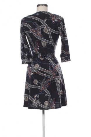 Рокля H&M, Размер XS, Цвят Многоцветен, Цена 14,99 лв.