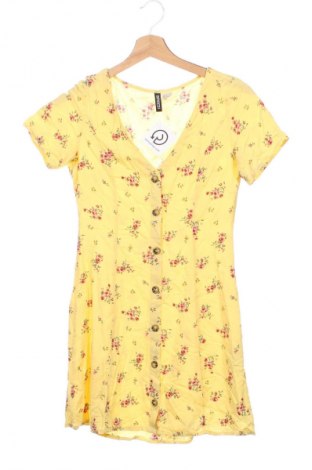 Рокля H&M Divided, Размер S, Цвят Многоцветен, Цена 14,99 лв.