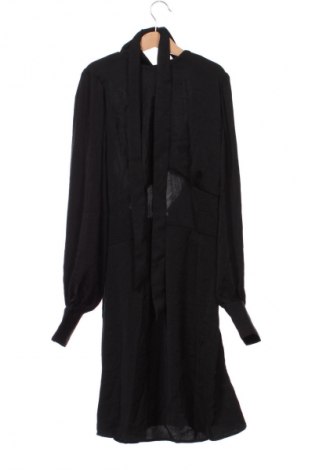 Šaty  H&M Divided, Velikost M, Barva Černá, Cena  939,00 Kč