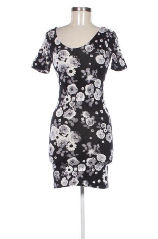 Рокля H&M Divided, Размер XS, Цвят Многоцветен, Цена 39,00 лв.