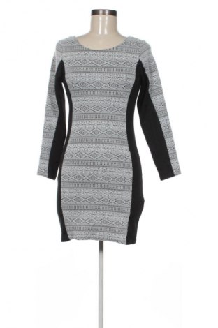Kleid H&M Divided, Größe M, Farbe Mehrfarbig, Preis 10,99 €