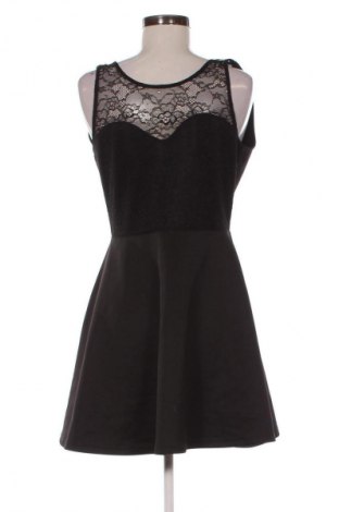 Рокля H&M Divided, Размер L, Цвят Черен, Цена 39,03 лв.