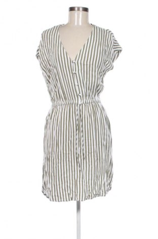 Рокля H&M L.O.G.G., Размер M, Цвят Многоцветен, Цена 39,14 лв.