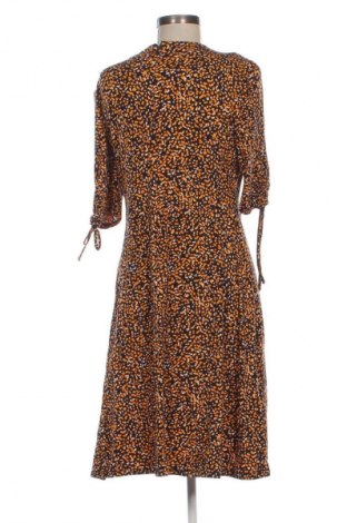 Рокля Hobbs London, Размер M, Цвят Многоцветен, Цена 279,99 лв.