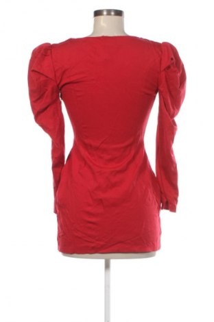 Ruha Imperial, Méret S, Szín Piros, Ár 9 089 Ft