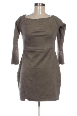 Рокля In the style, Размер M, Цвят Зелен, Цена 17,99 лв.