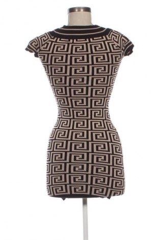 Sukienka J&H Fashion, Rozmiar S, Kolor Kolorowy, Cena 44,99 zł