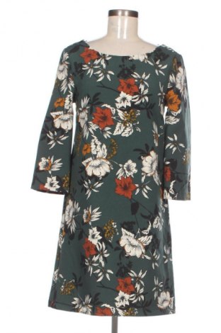 Рокля Kiomi, Размер M, Цвят Многоцветен, Цена 20,99 лв.