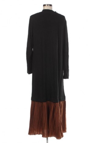 Kleid LC Waikiki, Größe XL, Farbe Schwarz, Preis € 17,99