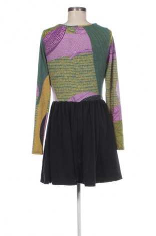 Ruha Lavand., Méret M, Szín Sokszínű, Ár 4 259 Ft