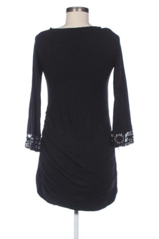 Sukienka Love Label, Rozmiar S, Kolor Czarny, Cena 89,66 zł