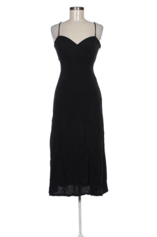 Рокля Mango, Размер XS, Цвят Черен, Цена 93,00 лв.