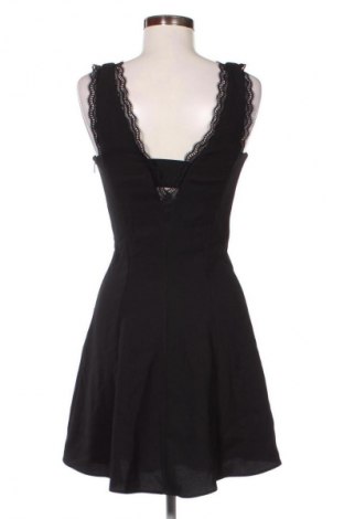 Рокля Mango, Размер S, Цвят Черен, Цена 34,00 лв.