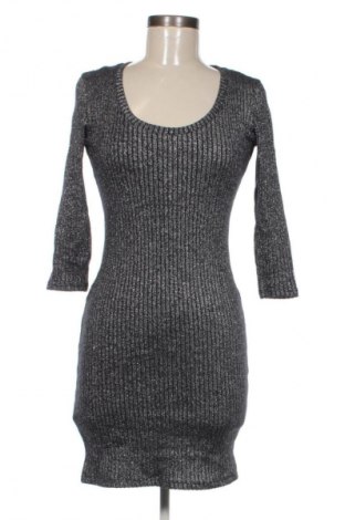 Рокля Mango, Размер S, Цвят Многоцветен, Цена 20,99 лв.