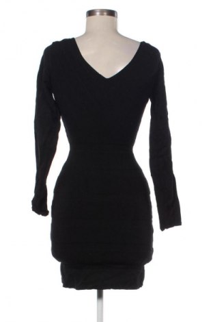 Рокля Mango, Размер S, Цвят Черен, Цена 20,99 лв.