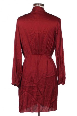 Рокля Mango, Размер M, Цвят Червен, Цена 33,82 лв.