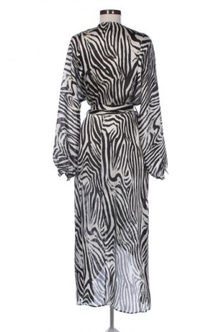 Рокля Mango, Размер M, Цвят Многоцветен, Цена 58,80 лв.