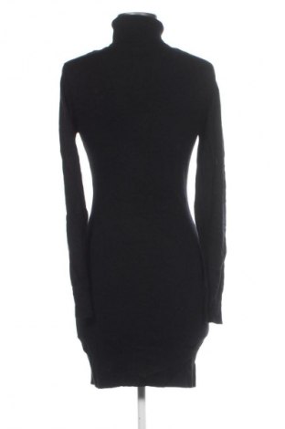 Рокля Melrose, Размер S, Цвят Черен, Цена 25,99 лв.