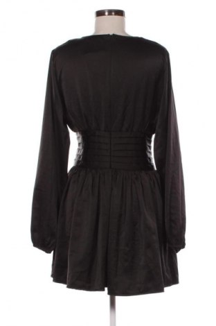 Рокля Missguided, Размер M, Цвят Черен, Цена 17,99 лв.