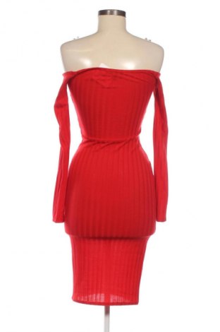 Рокля Missguided, Размер S, Цвят Червен, Цена 39,15 лв.