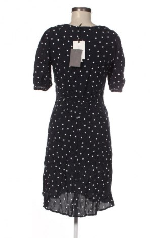 Рокля Modstrom, Размер S, Цвят Многоцветен, Цена 189,99 лв.