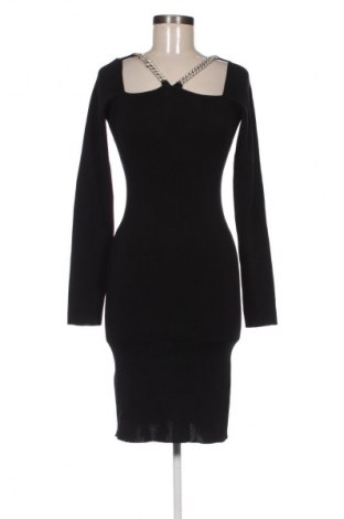 Рокля Mohito, Размер L, Цвят Черен, Цена 39,15 лв.