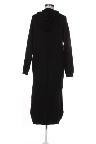 Sukienka Moocci, Rozmiar XL, Kolor Czarny, Cena 61,99 zł