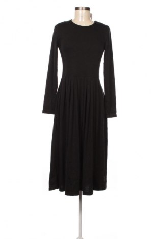 Ruha Naning9, Méret M, Szín Fekete, Ár 7 209 Ft