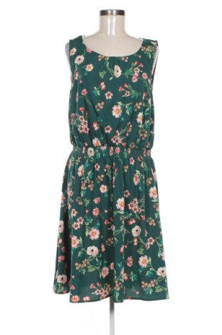 Kleid New Look, Größe 3XL, Farbe Mehrfarbig, Preis 19,95 €