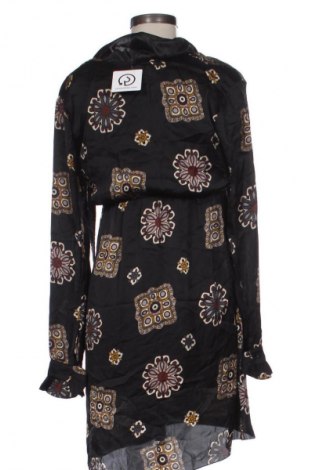 Kleid Oltre, Größe M, Farbe Mehrfarbig, Preis 24,99 €