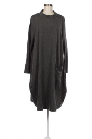 Φόρεμα Oska, Μέγεθος 3XL, Χρώμα Γκρί, Τιμή 38,99 €