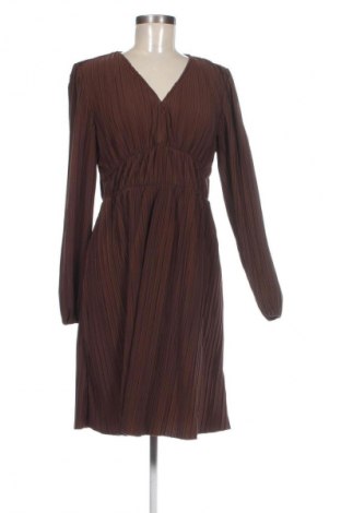Sukienka Page One, Rozmiar M, Kolor Brązowy, Cena 45,99 zł