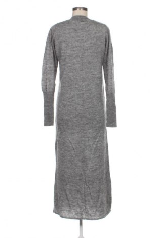 Šaty  Pepe Jeans, Velikost M, Barva Šedá, Cena  1 038,00 Kč