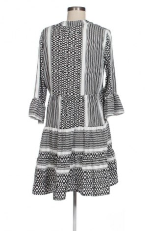 Sukienka Pigalle, Rozmiar M, Kolor Kolorowy, Cena 81,99 zł