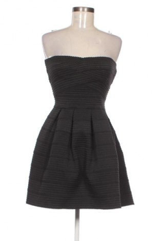 Рокля Pimkie, Размер S, Цвят Черен, Цена 38,30 лв.