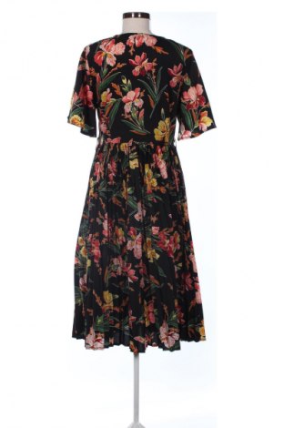 Rochie Pretty Little Thing, Mărime L, Culoare Multicolor, Preț 102,63 Lei