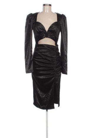 Sukienka Pretty Little Thing, Rozmiar M, Kolor Czarny, Cena 89,89 zł