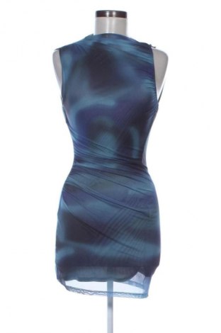 Kleid Pull&Bear, Größe M, Farbe Mehrfarbig, Preis 19,95 €