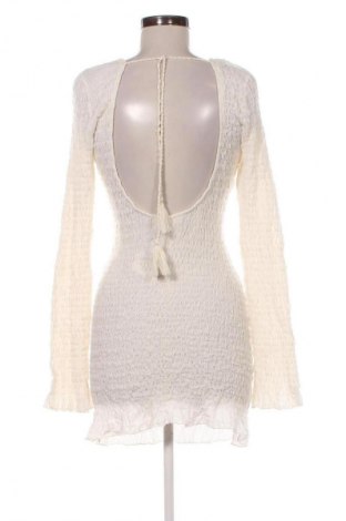 Šaty  Pull&Bear, Velikost XL, Barva Krémová, Cena  219,00 Kč