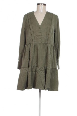 Rochie Reserved, Mărime M, Culoare Verde, Preț 102,70 Lei