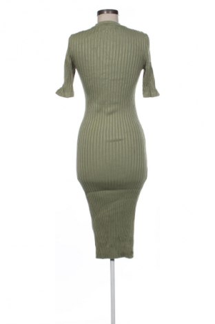 Rochie Reserved, Mărime L, Culoare Verde, Preț 102,70 Lei