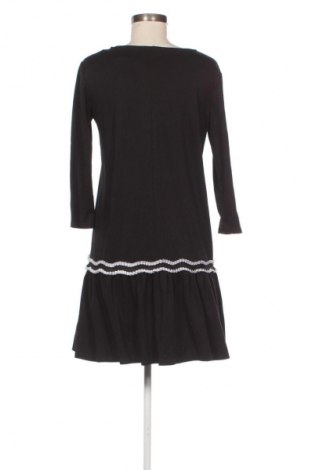 Kleid Reserved, Größe M, Farbe Schwarz, Preis 19,95 €