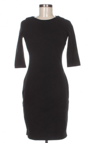 Рокля Reserved, Размер S, Цвят Черен, Цена 39,14 лв.