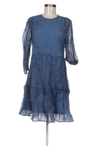Sukienka Reserved, Rozmiar M, Kolor Niebieski, Cena 47,99 zł