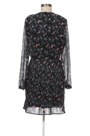 Kleid Reserved, Größe M, Farbe Mehrfarbig, Preis 13,99 €