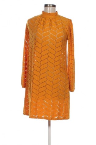 Рокля Reserved, Размер XS, Цвят Оранжев, Цена 18,99 лв.