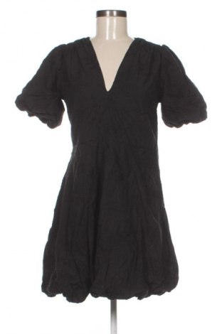 Sukienka Reserved, Rozmiar S, Kolor Czarny, Cena 72,99 zł