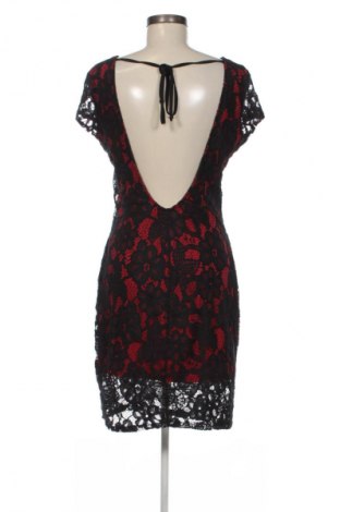 Рокля Rinascimento, Размер L, Цвят Многоцветен, Цена 40,99 лв.