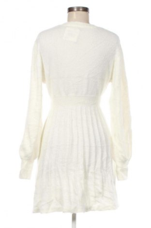 Kleid SHEIN, Größe M, Farbe Ecru, Preis € 11,99