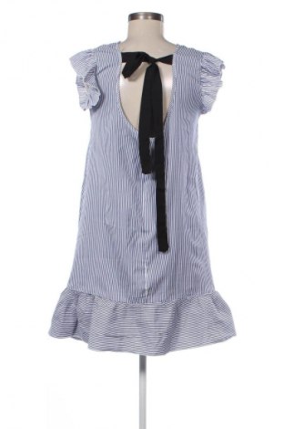 Рокля SHEIN, Размер S, Цвят Многоцветен, Цена 39,00 лв.